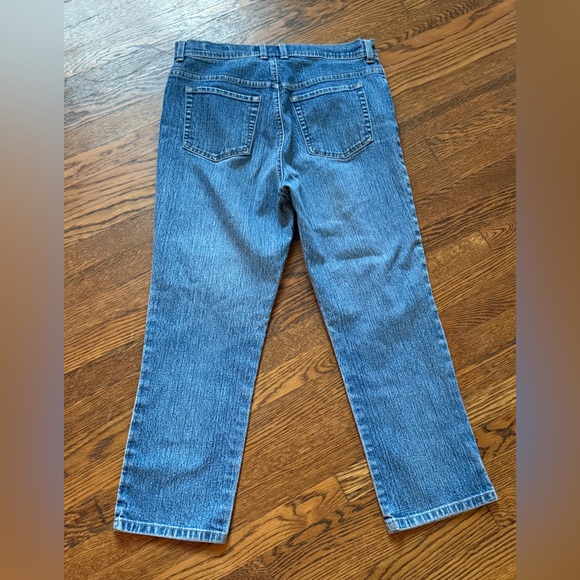 Gloria Vanderbilt “Amanda” Jeans - size 12P - Picture 6 of 6